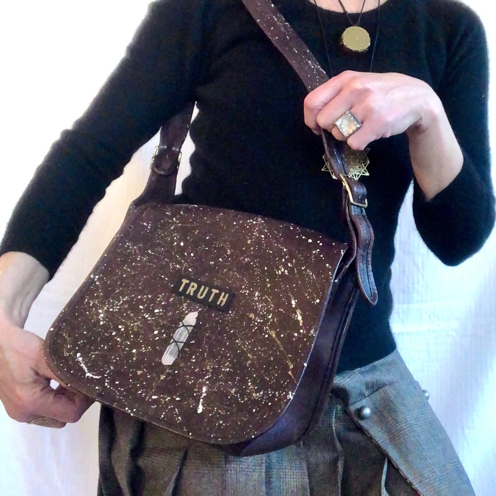 UNIQUE Embellished ART Vintage COACH Classic Messenger Bag ONE OF A KIND ART!!!